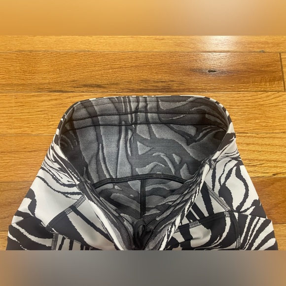 Lululemon Swift Speed High-Rise Tight 28" Spin Off Vapor Graphite Grey Size 2 - Picture 8 of 8